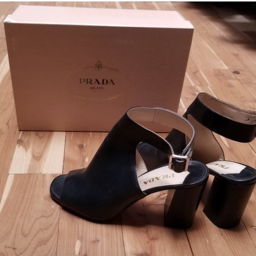 Prada leather mules + original box